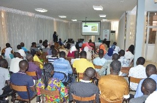 Conférence sur la dignité paysanne 04.PNG